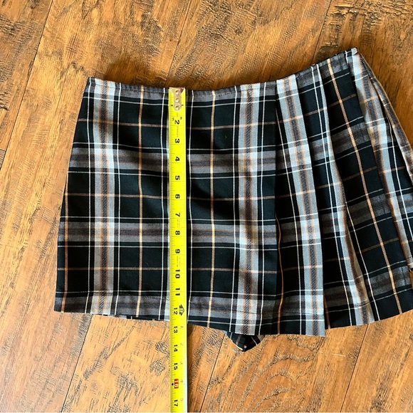 Wmns skort pleated plaid black/orange/grey zip up closure sz medium - Picture 2 of 9